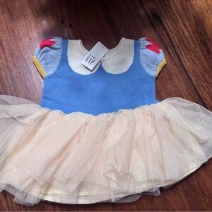Baby GAP Disney Snow White dress size 0-3 months